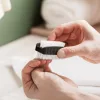 YORK kétoldalas körömkefe habkővel - fekete