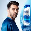 Head & Shoulders Men Ultra Total Care 2 az 1-ben korpásodás elleni sampon és balzsam tengeri ásványokkal (330 ml)